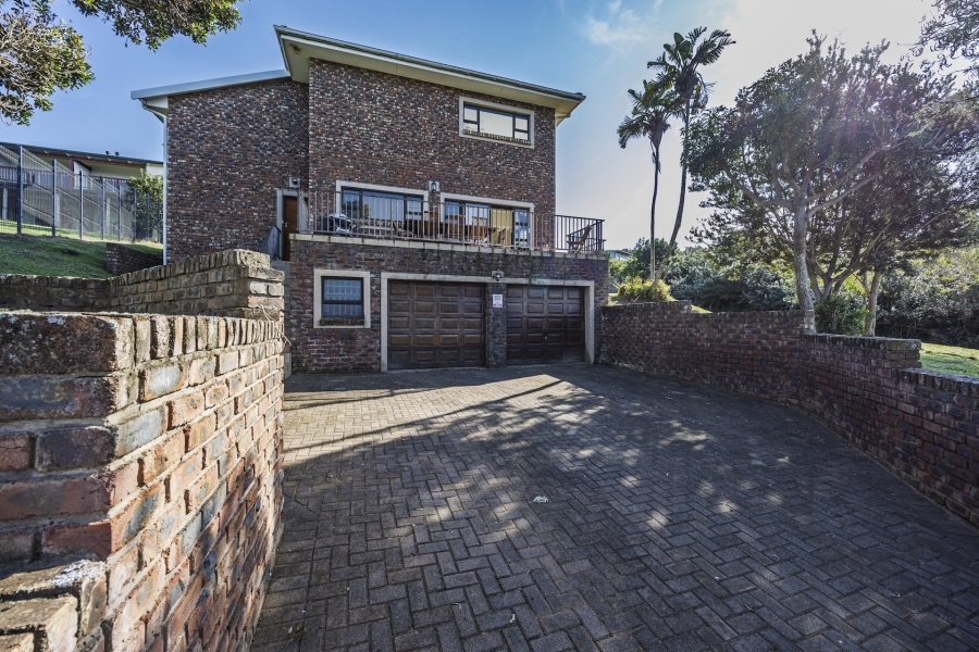 4 Bedroom Property for Sale in Cintsa East Eastern Cape